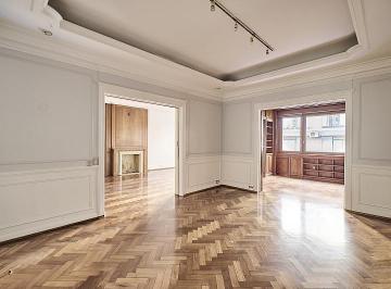 Departamento · 226m² · 7 Ambientes · 2 Cocheras · Categoría. Piso. Cuatro Dorm.. Dos Cocheras. Luminoso. Recoleta