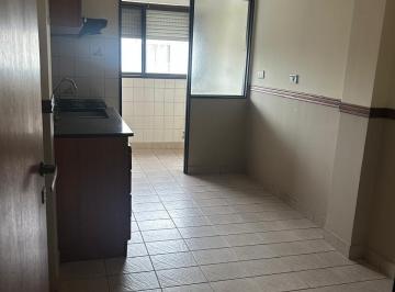 Departamento de 4 ambientes, Rosario · San Matin 1274