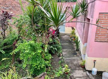 Casa · 163m² · 5 Ambientes · Venta Casa a Refaccionar en Ciudadela