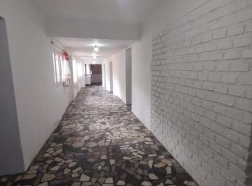 Casa · 222m² · 8 Ambientes · 1 Cochera · Casa y Depto en Venta, B Chacabuco, Maipu, Mza.