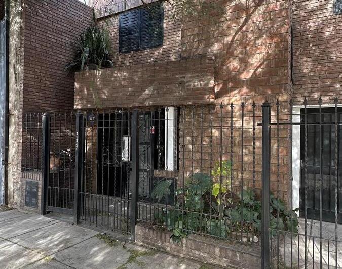 Casa · 139m² · 4 Ambientes · 2 Cocheras