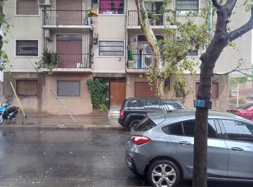 Departamento de 2 ambientes, Agronomía · Depto en Alquiler 2 Amb. Frente Impecable
