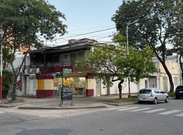 Casa de 9 ambientes, Resistencia · Gran Esquina a Refuncionalizar