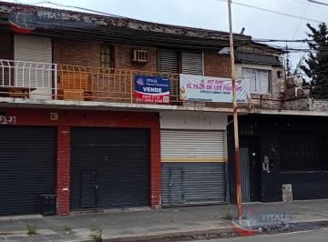 Edificio · 168m² · Edificio en Block con Locales y Dto en Pablo Podesta