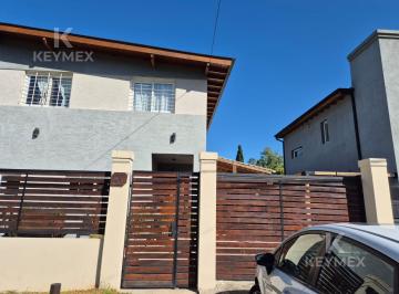 Casa · 120m² · 4 Ambientes · 2 Cocheras · Casa en Venta Barrio Las Nazarenas 4 Ambientes Pilar
