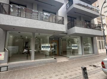 Local comercial · 40m² · 2 Ambientes · Local en Alquiler y Venta Guemes