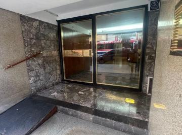 Departamento de 4 ambientes, Recoleta · Santa Fe y Ecuador 4 Amb C/dep 7 Mo Piso Frente Balcón
