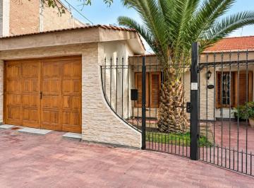 INGRESO · Csa en Venta en Barrio Tamarindos II