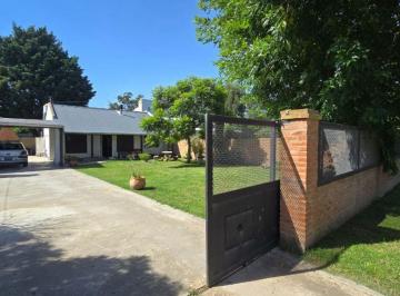 Casa de 3 ambientes, Atlántida · Chalet en Venta 3 Ambientes - Quincho, Parque, Parrilla, Barrio Atlántida - Santa Clara del Mar