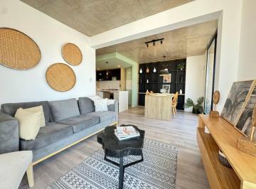 Departamento · 94m² · 5 Ambientes · Venta: Departamento de Tres Dorm. con Balcón Al Frente y Amenities. Barrio Martin, Rosario