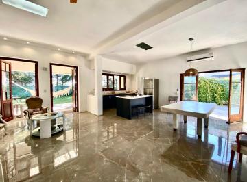 Casa · 112m² · 4 Ambientes · 1 Cochera · Venta: Casa de Dos Dorm. con Cochera, Jardín y Amenities en Tierra de Sueños 2, Roldán