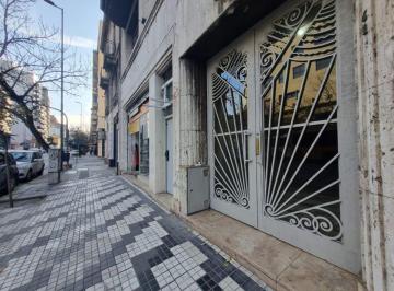 Departamento de 4 ambientes, Córdoba · Oportunidad - Venta Departamento 3 Dorm. - 2 Baños - 130 m² Cub - Sobre Av Emilio Olmos - B° Centro