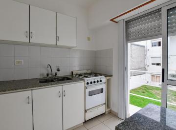 Departamento · 39m² · 3 Ambientes · 1 Cochera · Departamento en Venta de 2 Dorm.