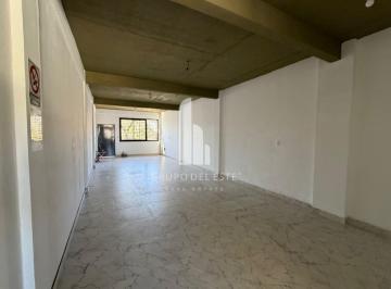 Depósito · 180m² · Depósito en Floresta