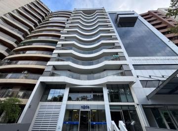Departamento · 77m² · 4 Ambientes · 1 Cochera · Rodas Lugones - 2 Dorm - Amoblado - Cochera - Terraza con Asador