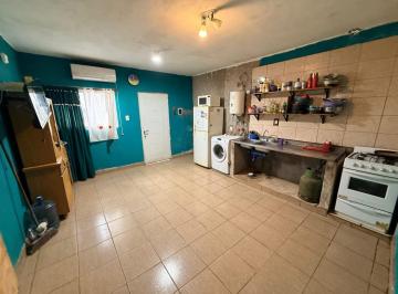 Casa · 59m² · 4 Ambientes · 1 Cochera · Casa en Pto Gral San Martin