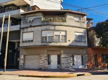 Casa de 5 ambientes, Lanús · Oportunidad: Excelente Ubicacion