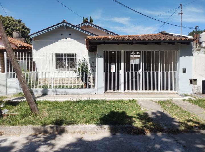 Casa · 3 Ambientes · 1 Cochera