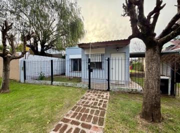 Casa · 100m² · 5 Ambientes · Dos Casas en Venta en Belén de Escobar - ID 6041