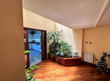 Casa · 300m² · 5 Ambientes · 2 Cocheras · Venta Casa 5 Ambientes Wilde