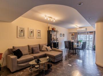Departamento · 116m² · 5 Ambientes · Departamento en Venta de 5 Ambientes Al Frente con Dependencia y Balcón Corrido en Villa Crespo