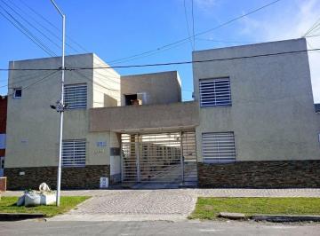 PH · 68ha · 3 Ambientes · Duplex 3 Ambientes C/cochera en Excelente Estado.