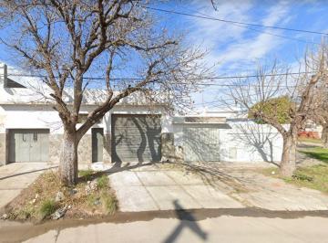 Casa de 1 ambiente, Ciudad de Santa Fe · Casa de 2 Dorm. Más Galpón con Entrada Independiente. Casa en Esquina con Living, Cocina Comed