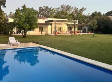 Casa · 200m² · 5 Ambientes · 4 Cocheras · Casa Chalet en Alq. Temporario en Martindale, Pilar, G. B. a. Zona Norte