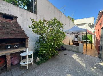 Casa · 137m² · 5 Ambientes · 1 Cochera · Casa en La Plata