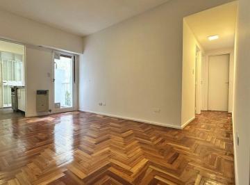 Departamento · 47m² · 3 Ambientes · Alquiler Dpto 3 Amb Flores