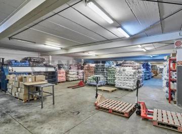 Depósito · 6600m² · 10 Cocheras · Venta de Deposito con Oficinas en Barracas