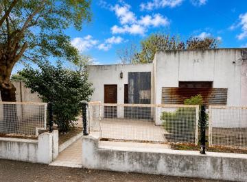 Casa · 298m² · Casa en Venta en Los Toldos