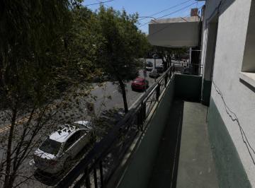 PH de 3 ambientes, Parque Avellaneda · Parque Avellaneda - Av Eva Peron Al 4800 - 3 Amb Al Frente - Sin Expensas