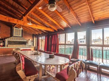 PH · 158m² · 4 Ambientes · Venta PH de 4 Ambientes en San Cristobal, con Quincho, Parrilla y Terraza.