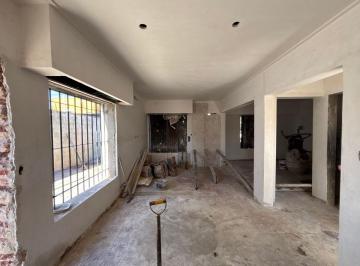 Casa de 3 ambientes, La Plata · Casa a Estrenar – Refaccionada a Nuevo – Calle 40 E/ 133 y 133 Bis