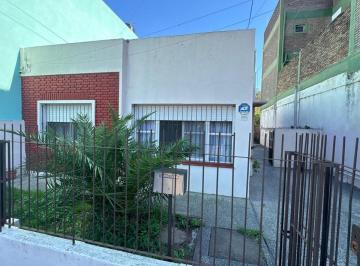 PH · 75m² · 3 Ambientes · 1 Cochera · Venta Casa 3 Ambientes - Ezpeleta Centro