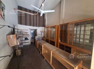 Local comercial · 53m² · Local Comercial 53 m² 2 Baños. Muy Bueno