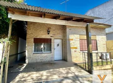 Casa · 200m² · 7 Ambientes · Casa en Venta - 5 Dormitorio 2 Baños - 266 m² - Florida Oeste, Vicente López