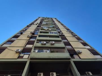 Departamento · 79m² · 3 Ambientes · Oportunidad Depto 3 Amb Vista
