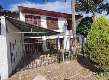 Casa · 211m² · 5 Ambientes · 3 Cocheras · Casa 5 Ambientes. | Zabala 3300