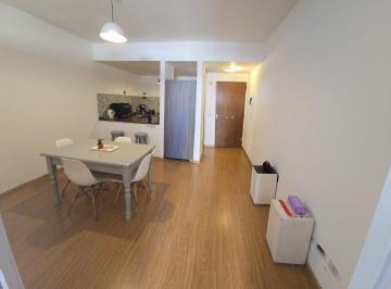 Departamento · 37m² · 1 Ambiente · Tucuman Al 2000 - Balvanera - Interesante y Amplio Monoambiente Al Frente con Amenities