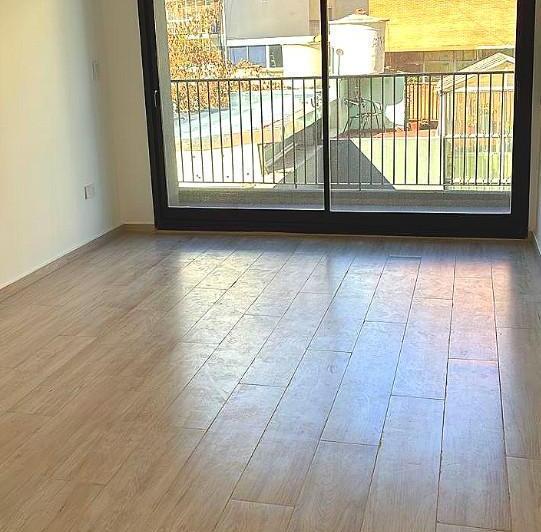 Departamento en Venta 2 Amb. C/balcón Av Angel Gallardo 700 Piso 4° U$s 112
