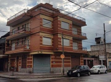 Departamento de 4 ambientes, La Matanza · Excelente Departamento de 4 Ambientes en Primer Piso con Balcón y Terraza