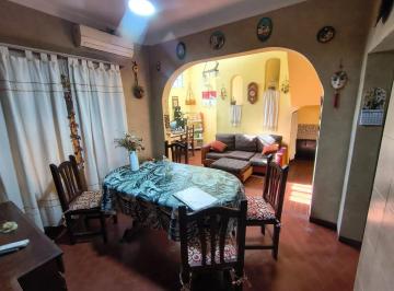 Casa de 5 ambientes, Lomas de Zamora · ¡Imperdible Casa en Esquina de 5 Ambientes con Garaje, Parrilla y Terraza en Temperley!