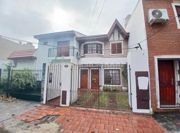 PH · 64m² · 3 Ambientes · Departamento Tipo Duplex 2 Dorm., con Patio, en Gran Zona de Banfield Venta