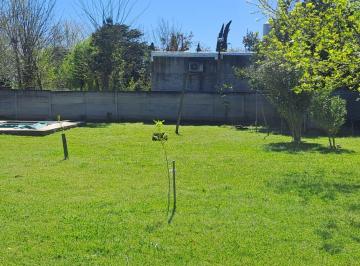 Quinta vacacional · 40m² · 3 Ambientes · Espléndida Quinta, Sobre 4 L. Otes, en Centro de Domselaar, a La Venta