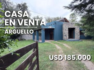 Casa · 240m² · 5 Ambientes · 1 Cochera · Casa en Venta Housing Arguello 3 Dorm. con Pileta