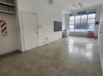 Oficina comercial · 70m² · Villa Crespo: Oficina en Alquiler en Excelente Cuadra Comercial