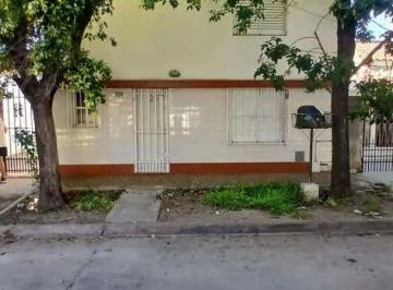 MIG-MIG-5135_2 · Casa 5 Ambientes 3 Dorm.. | Rivadavia Al 2500