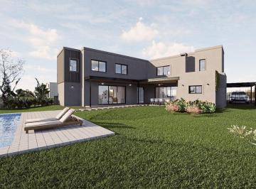 Casa · 197m² · 6 Ambientes · 2 Cocheras · Casa en Laguna Grande Oportunidad - Lote Interno Espectacular Entrega Marzo/abril